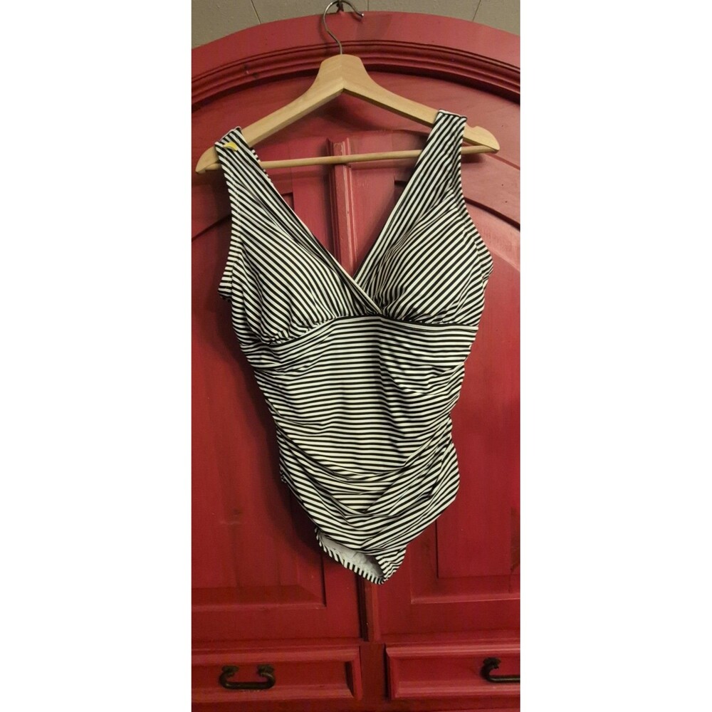 Embrace Your Curves 1X by Miracle Brands One Piece Swimsuit Black White Stripe